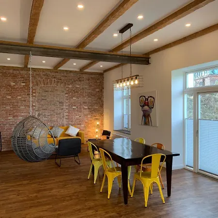 Altes Bahnhofsvorsteherhaus Apartmán *