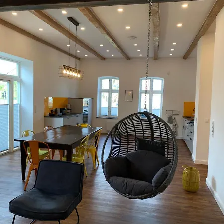 Altes Bahnhofsvorsteherhaus Unten Apartment Husum (Schleswig-Holstein)