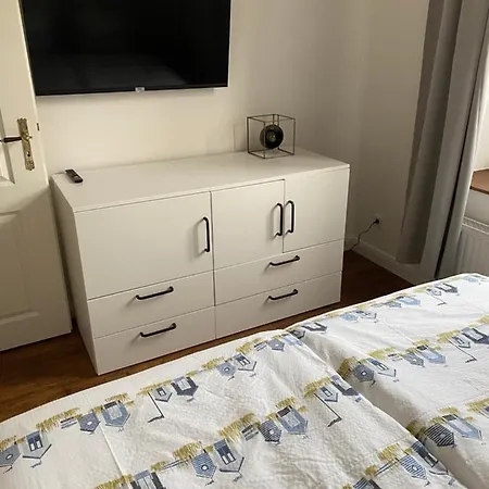 Altes Bahnhofsvorsteherhaus Unten Apartment Husum (Schleswig-Holstein)