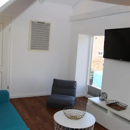 Apartment Altes Bahnhofsvorsteherhaus Unten *