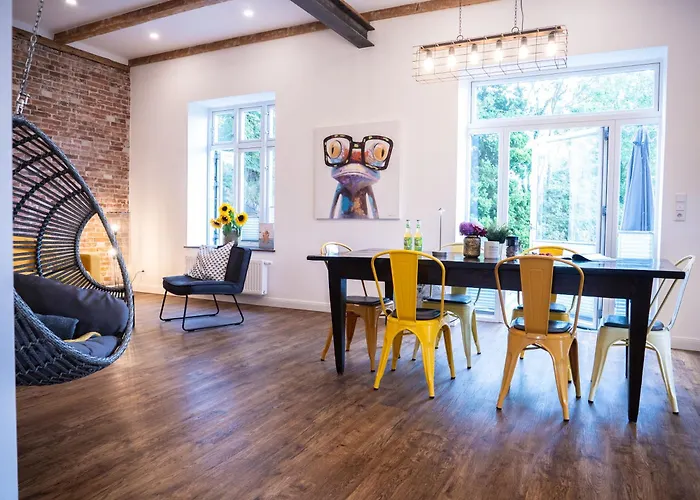 Apartment Altes Bahnhofsvorsteherhaus Husum (Schleswig-Holstein)