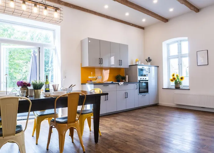 Apartment Altes Bahnhofsvorsteherhaus Husum (Schleswig-Holstein)